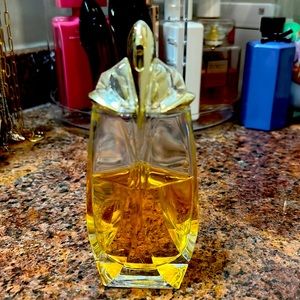 Alien Eau Extraordinaire Eau de Toilette by Muglar